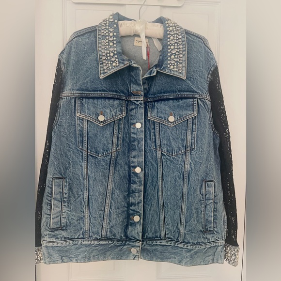 Alice + Olivia Jeff Embellished Denim Jacket - Picture 8 of 10
